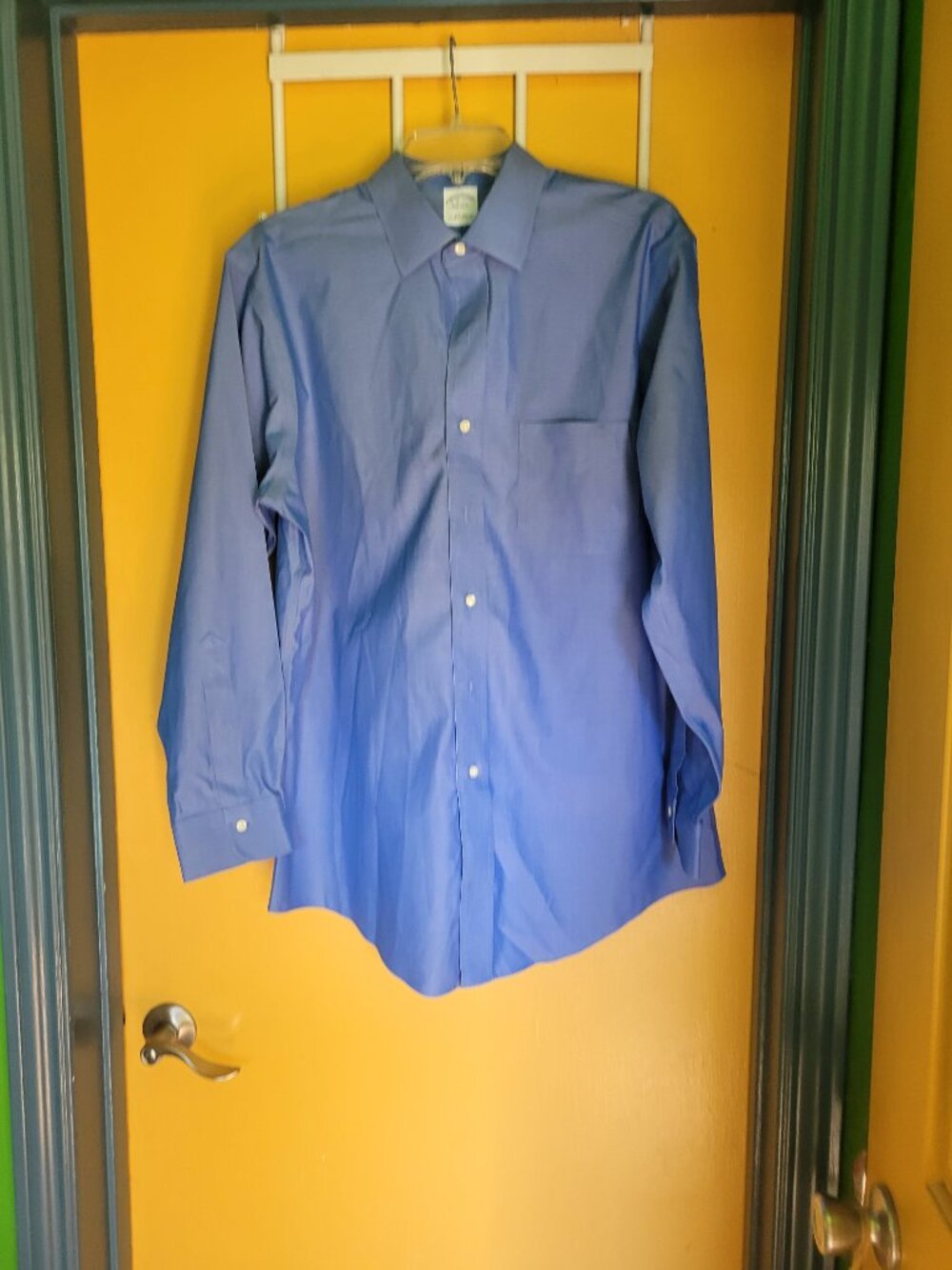 Brooks Brothers Mens dress shirt slim fit